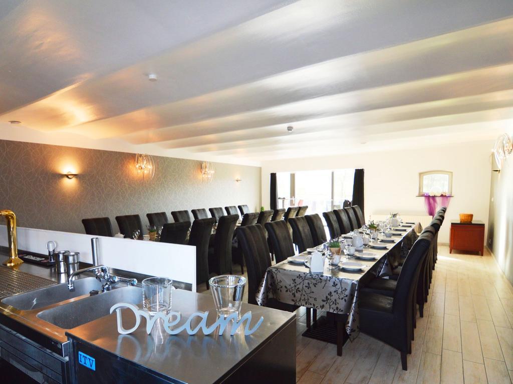 Chateau Crawhez Hotell Thimister Exteriör bild